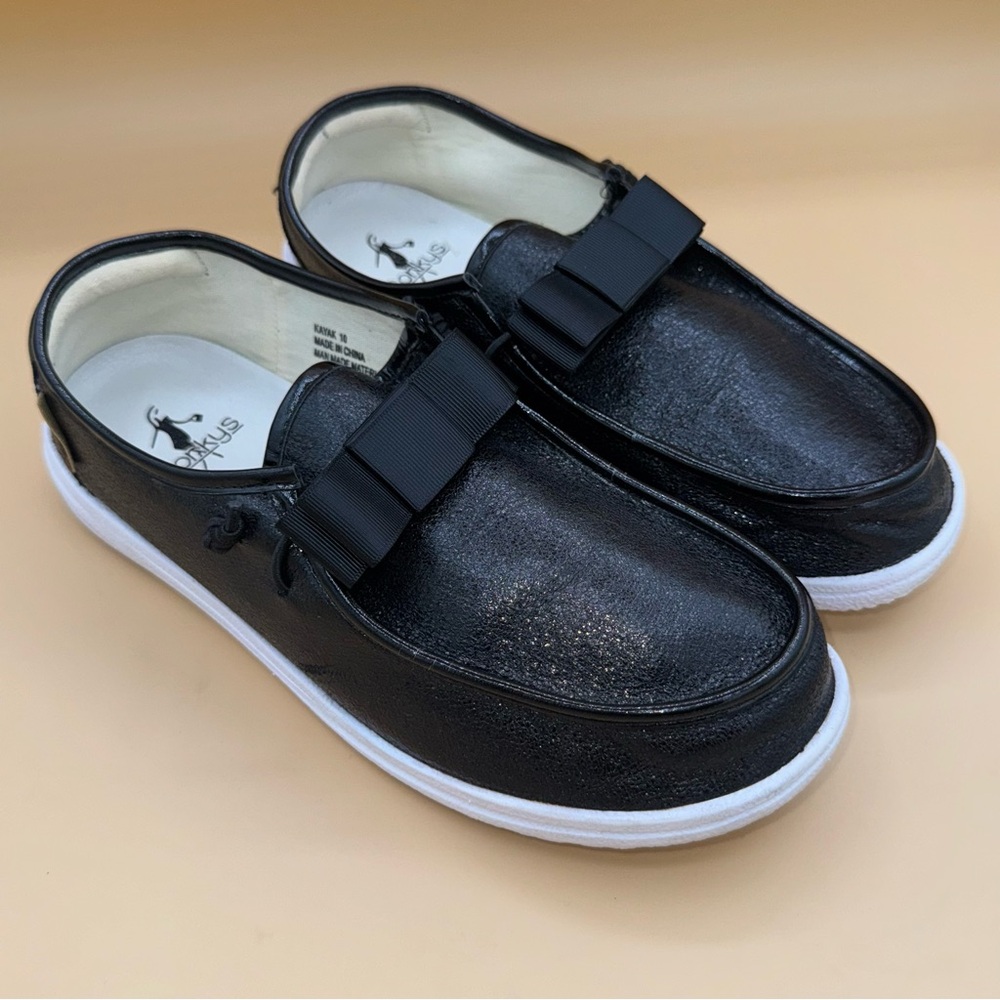 Corky’s Kayak Slip-on Boat Shoes, Shimmer Black with Bow, Women’s 10, EUC